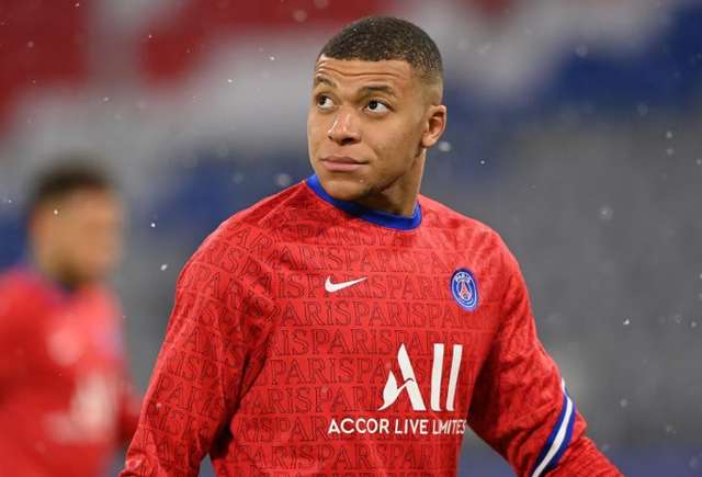 官方网站- 内马尔这里是球场不是秀场 